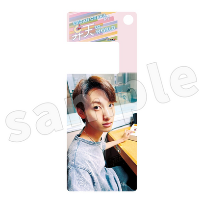 EBiDAN OSAKAの弁天 to WORLD スマホスタンドアクリルキーホルダー（ランダム）